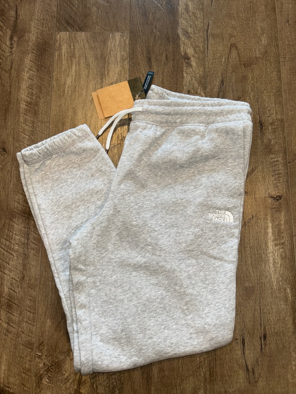 THE NORTH FACE WOMENS LIGHT GRAY SWEATPANTS SIZE LARGE NWT